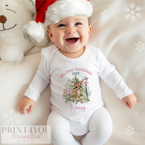 Babies' First Christmas Outfit - Personalised White Bodysuit, Sleepsuit, Bib, and T-shirt - Cute Pink Reindeer Design - Newborn Gift Set