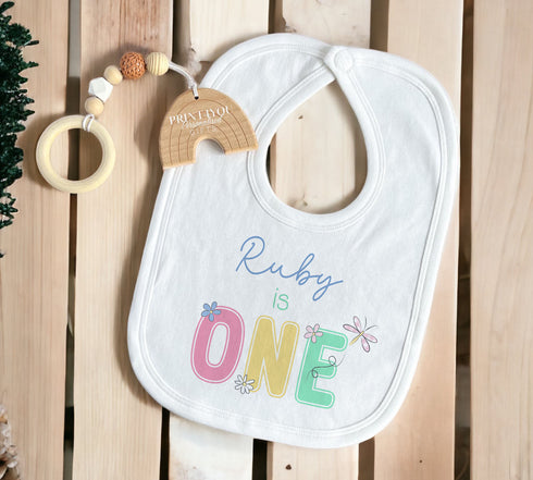 Personalised Girls First Birthday Vest, I am One, Sleepsuit, Vest or T-shirt, pastel daisy and dragonfly