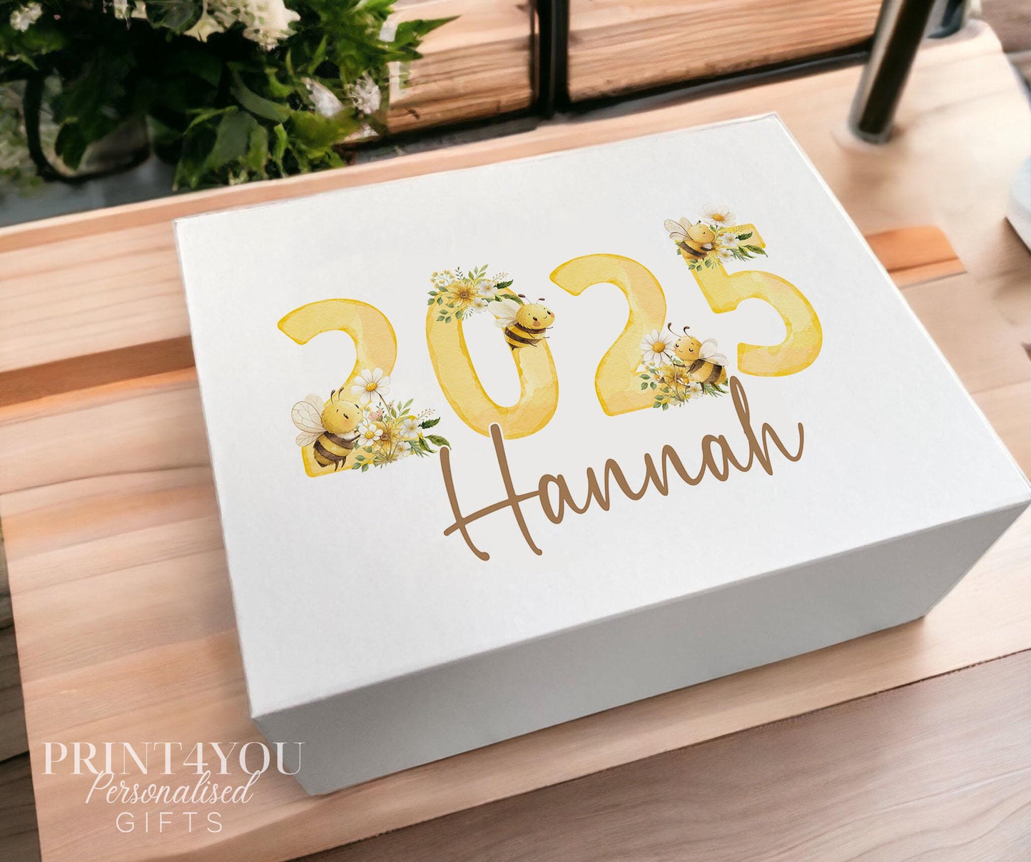 Personalised bee baby keepsake box with magnetic closure, medium size 16x20x8cm, bee and floral design with custom name and 2025