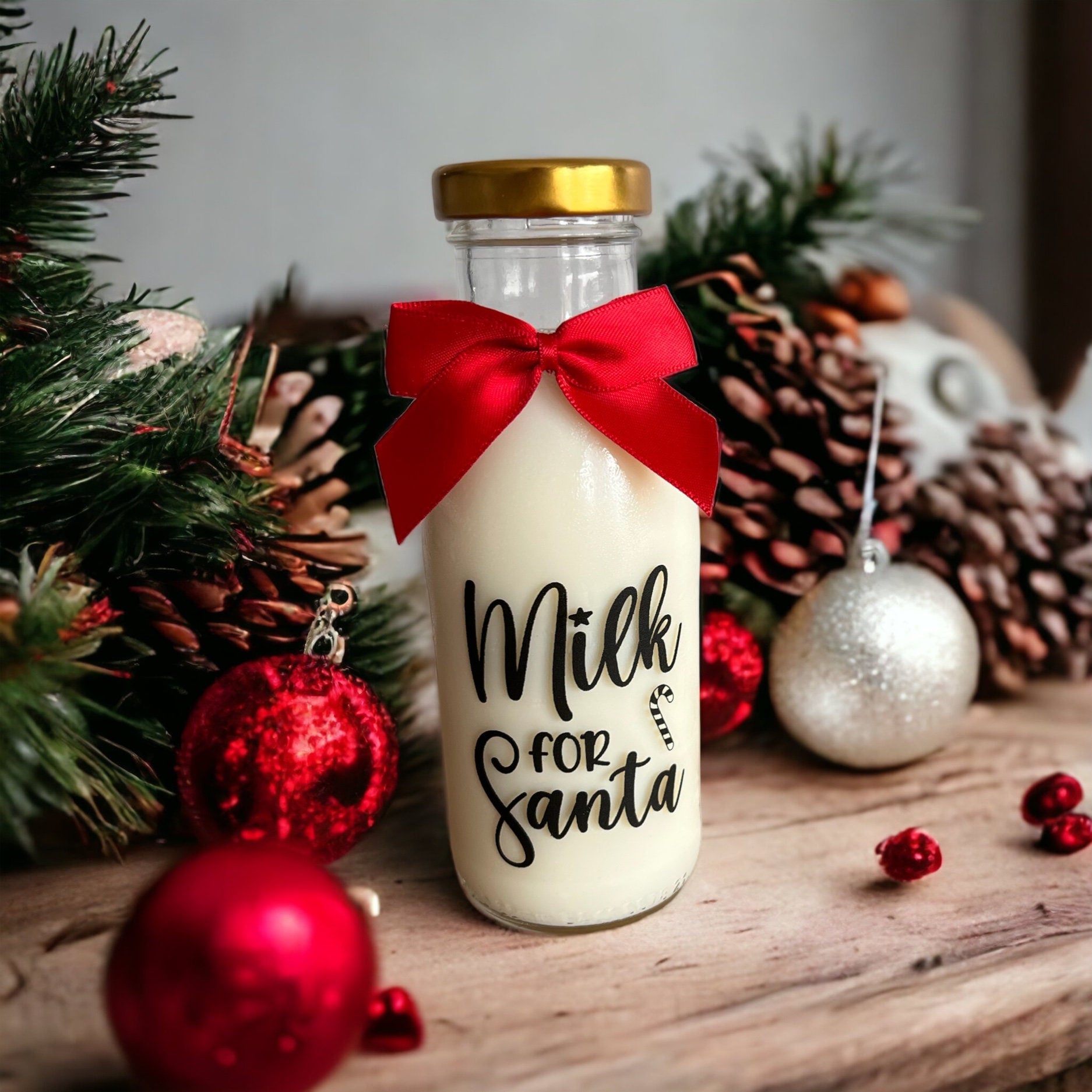 Santa's Milk Bottle with Gold Cap – Durable and Reusable for Magical Christmas Memories